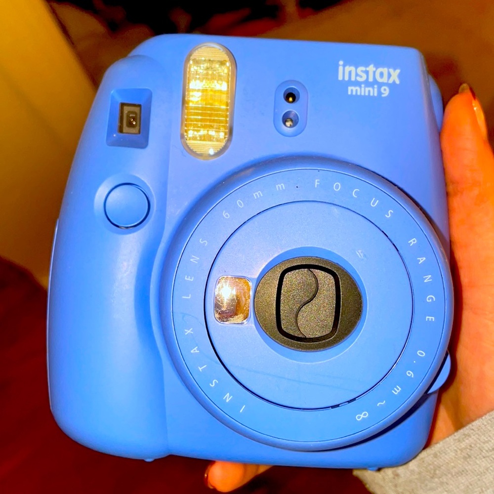 Polaroid instead mini 9, film not included,